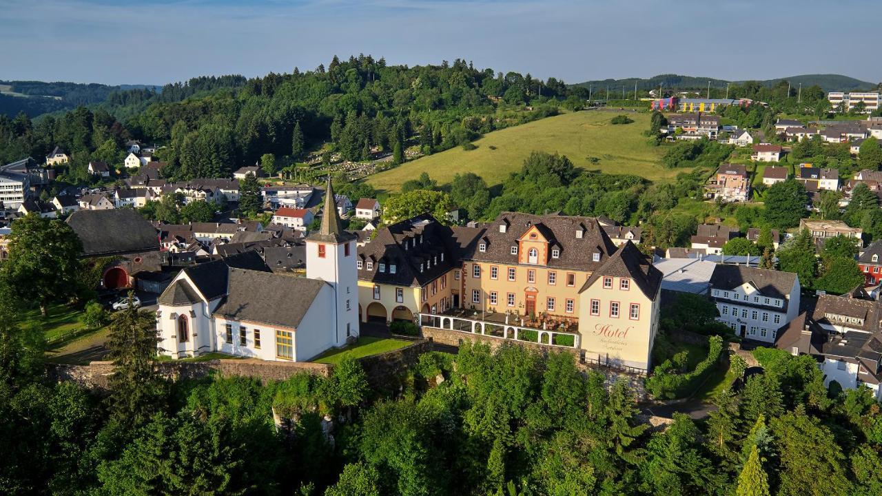 Schloßhotel Kurfürstliches Amtshaus Dauner Burg Exterior foto